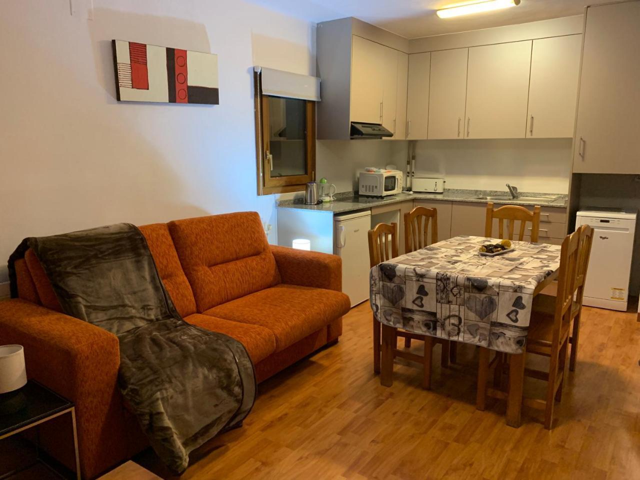 Confort St Jordi Pas De La Casa Esterno foto